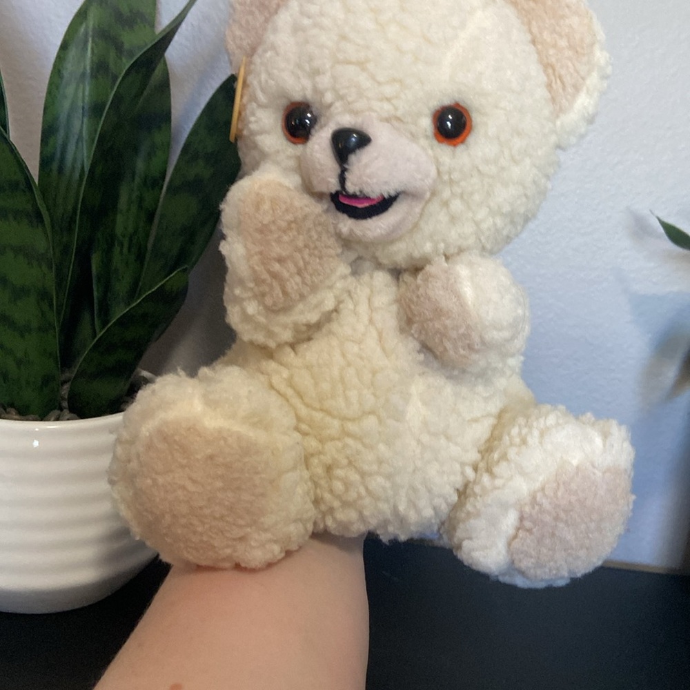Vintage 1986 Snuggle Bear Hand Puppet: Adorable Cream Teddy Bear Plush - Picture 14 of 14